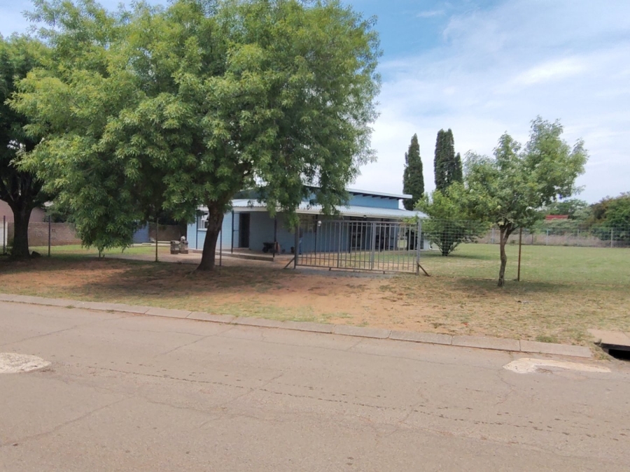 2 Bedroom Property for Sale in Deneysville Free State